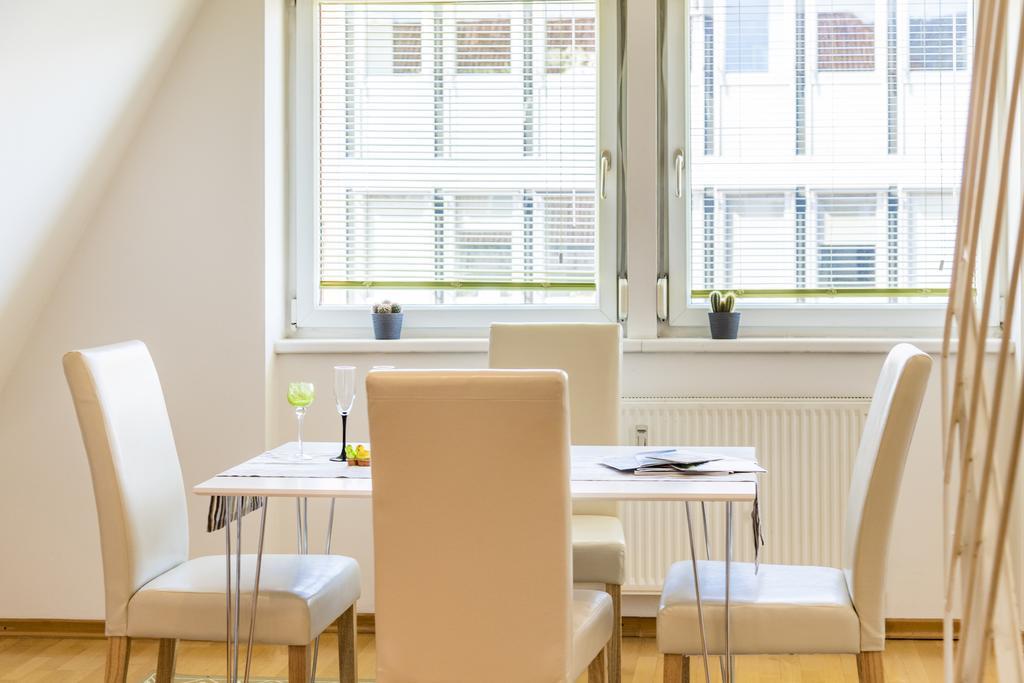 Maisonette Apartment Am Bahnhof - Adults Only İnnsbruck Dış mekan fotoğraf