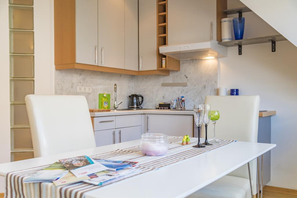 Maisonette Apartment Am Bahnhof - Adults Only İnnsbruck Dış mekan fotoğraf