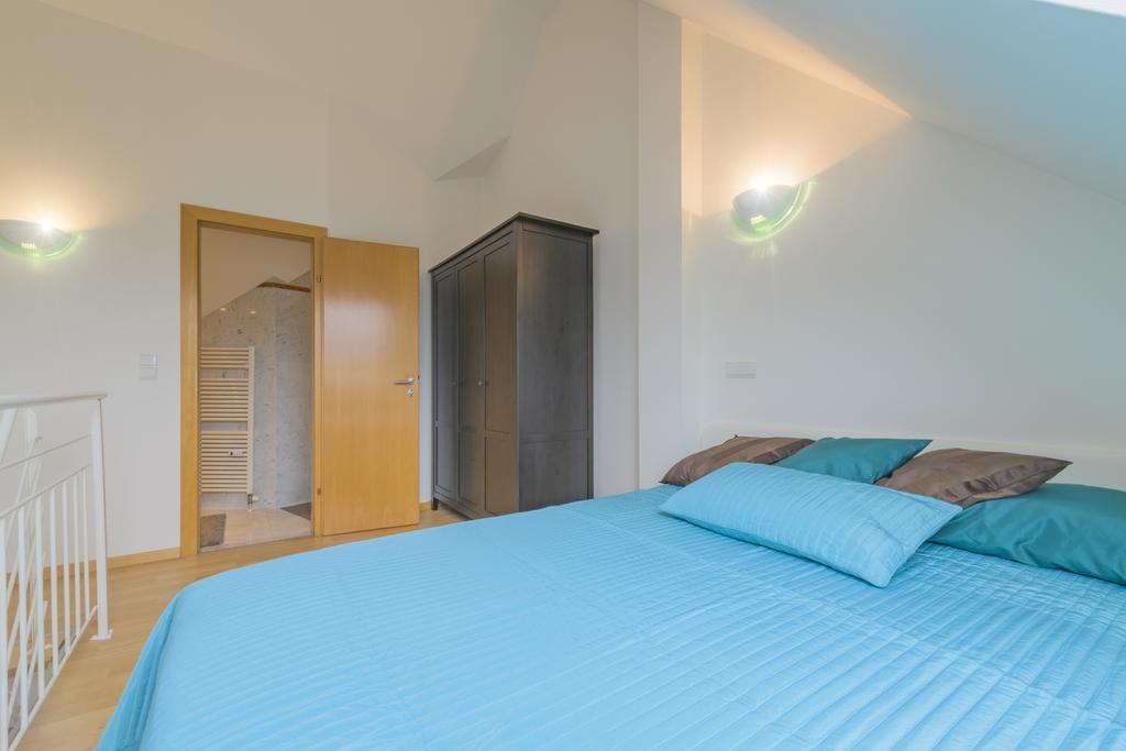 Maisonette Apartment Am Bahnhof - Adults Only İnnsbruck Dış mekan fotoğraf