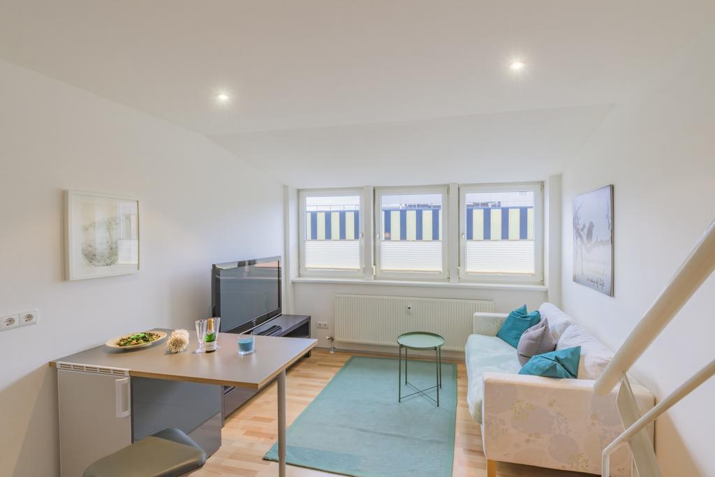 Maisonette Apartment Am Bahnhof - Adults Only İnnsbruck Dış mekan fotoğraf
