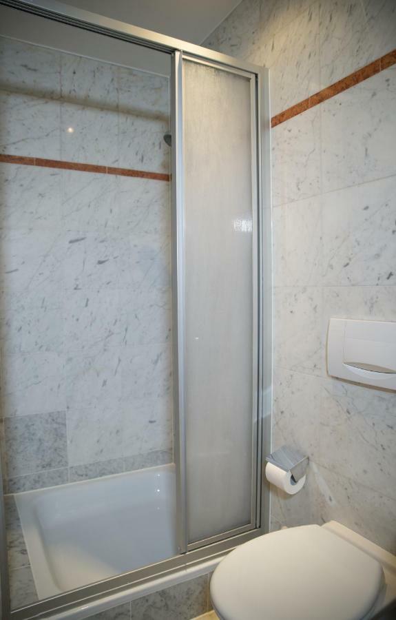 Maisonette Apartment Am Bahnhof - Adults Only İnnsbruck Dış mekan fotoğraf