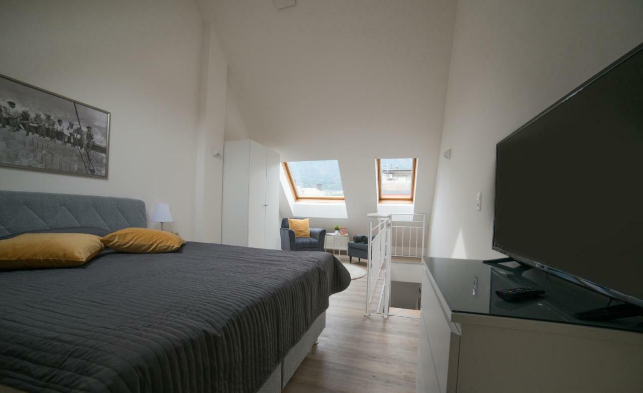 Maisonette Apartment Am Bahnhof - Adults Only İnnsbruck Dış mekan fotoğraf