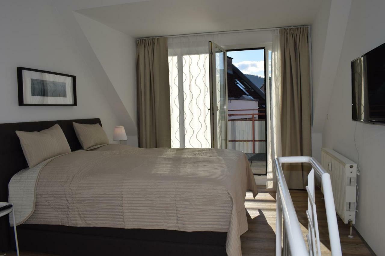 Maisonette Apartment Am Bahnhof - Adults Only İnnsbruck Dış mekan fotoğraf