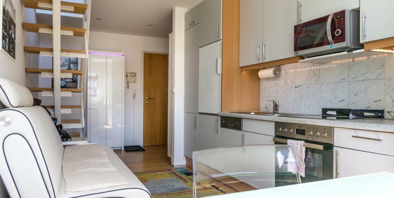 Maisonette Apartment Am Bahnhof - Adults Only İnnsbruck Dış mekan fotoğraf
