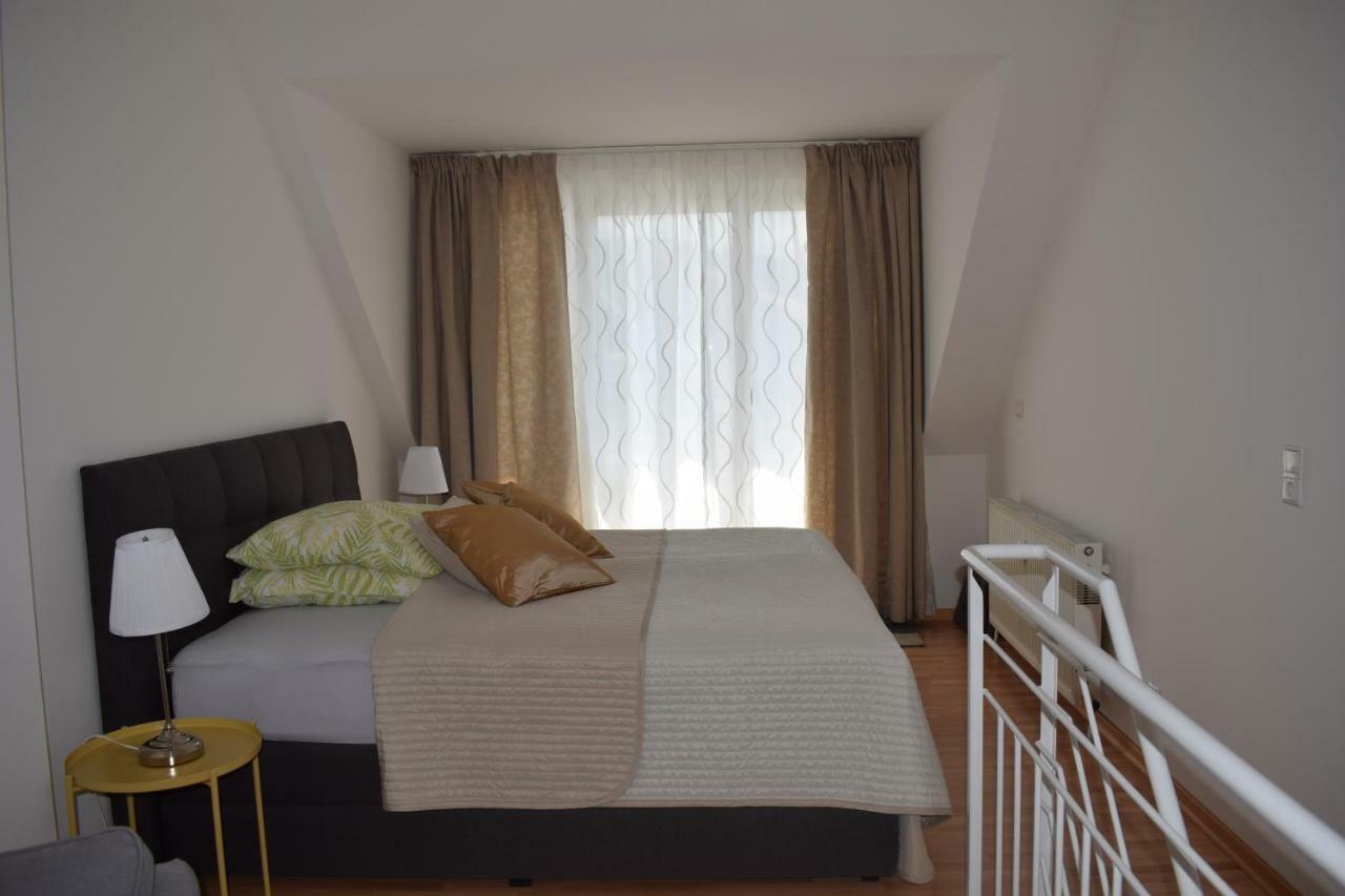 Maisonette Apartment Am Bahnhof - Adults Only İnnsbruck Dış mekan fotoğraf