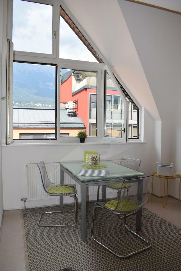 Maisonette Apartment Am Bahnhof - Adults Only İnnsbruck Dış mekan fotoğraf