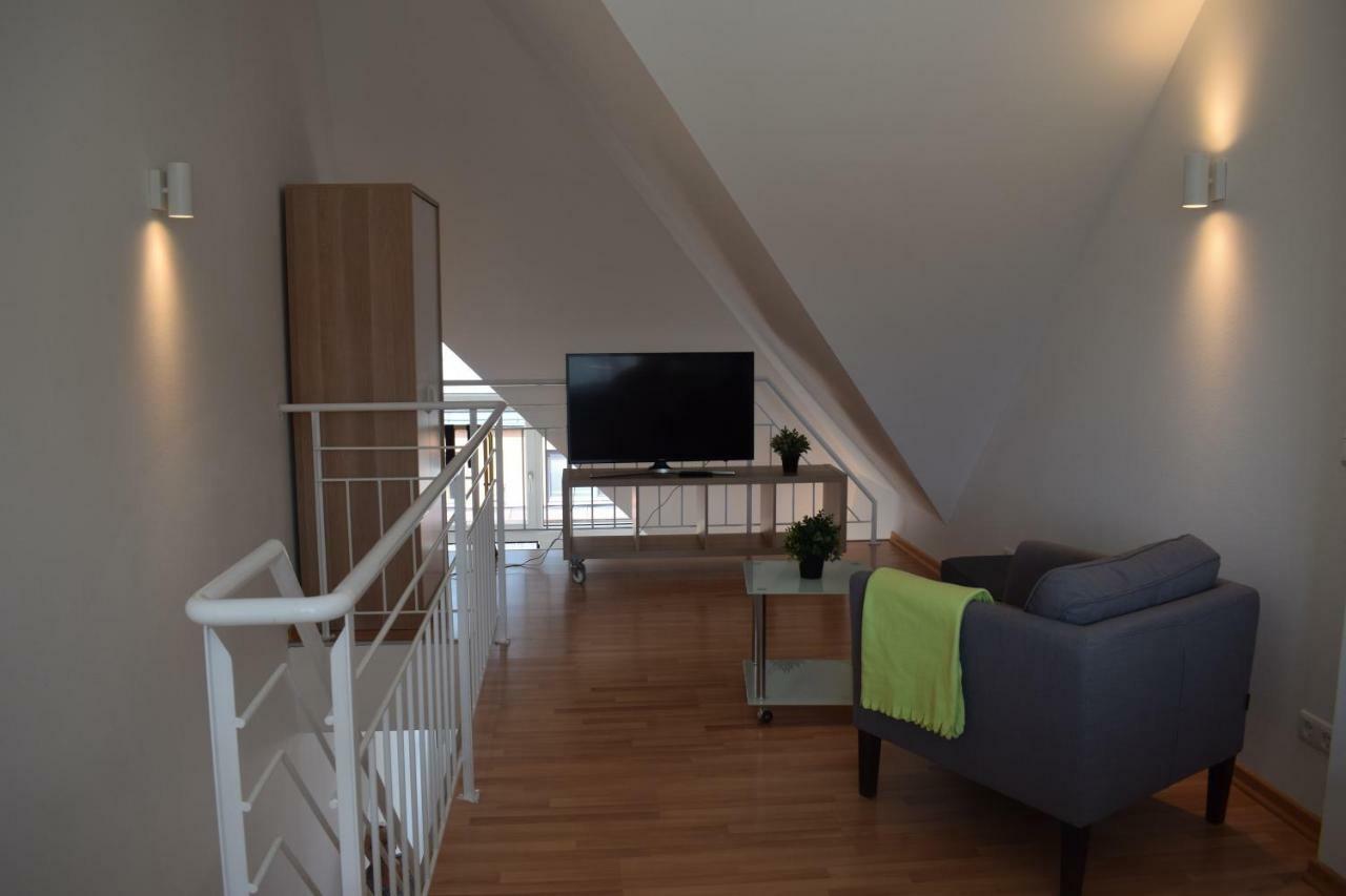 Maisonette Apartment Am Bahnhof - Adults Only İnnsbruck Dış mekan fotoğraf