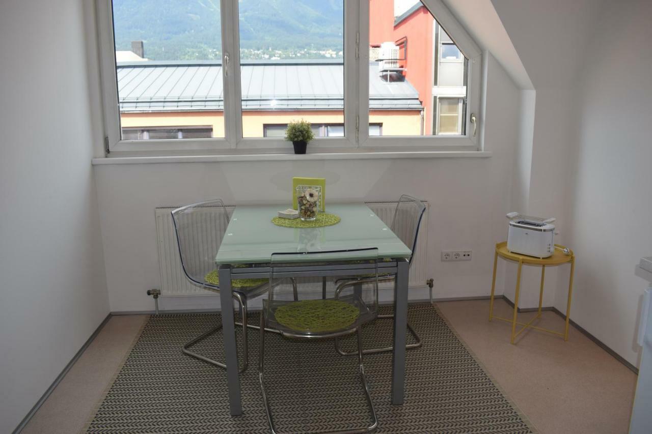 Maisonette Apartment Am Bahnhof - Adults Only İnnsbruck Dış mekan fotoğraf